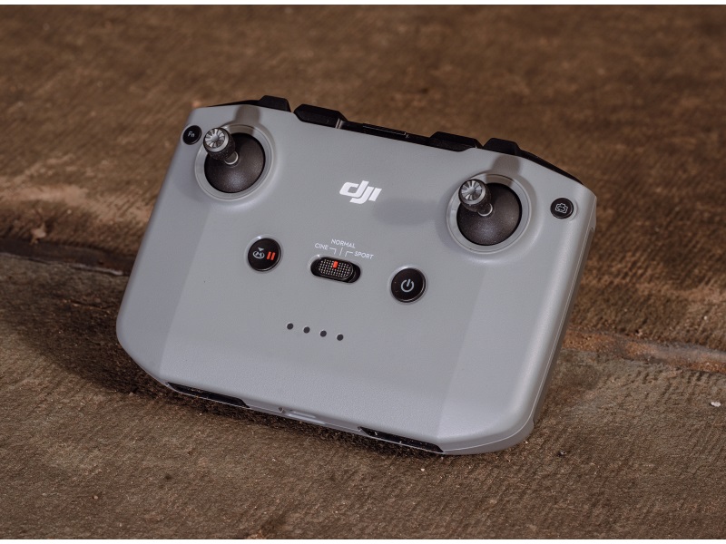 رادیو کنترل کوادکوپتر مویک مینی ۲