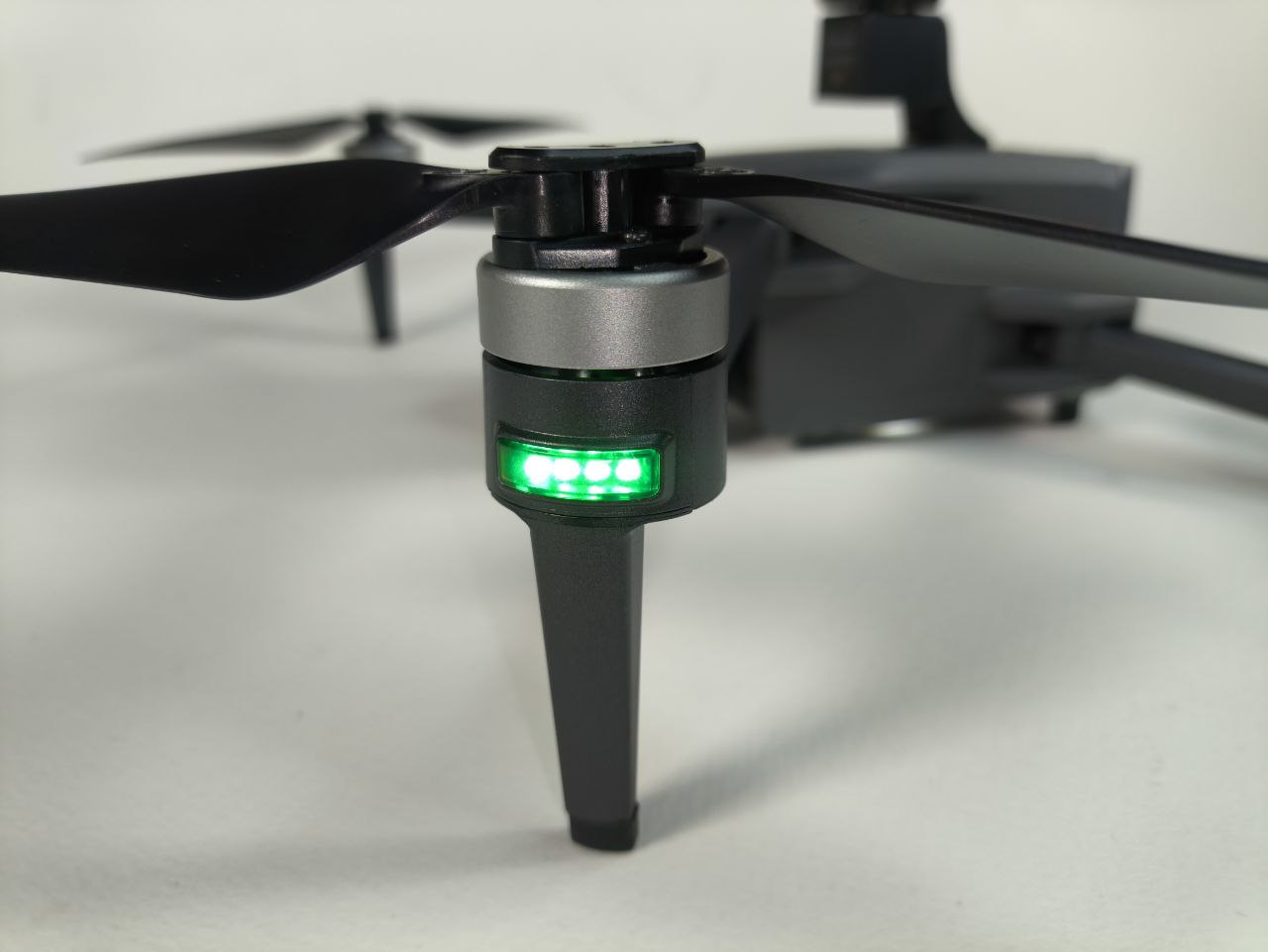 کوادکوپتر FIREFLY از شرکت XMRC نسخه اورجینال - Image 18
